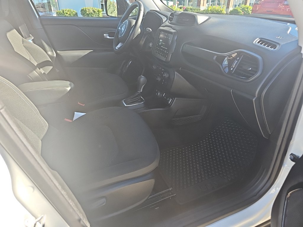 Certified 2023 Jeep Renegade Altitude w/ Convenience Group I AWD/4WD image 26