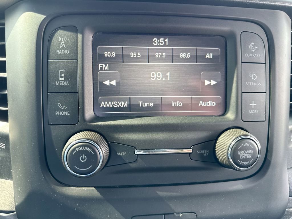 Used 2024 RAM 3500 Tradesman w/ Chrome Appearance Group AWD/4WD image 16