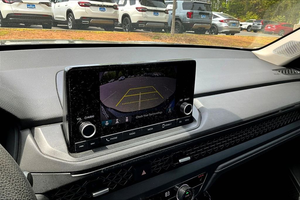 Used 2024 Honda Accord EX image 11