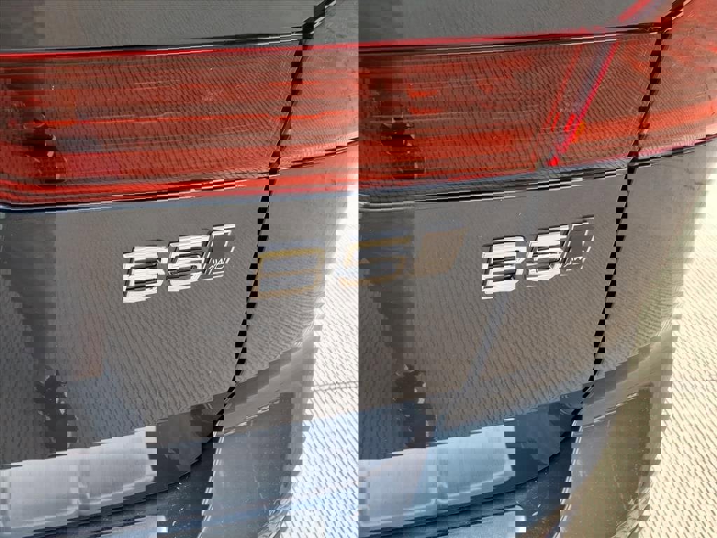 New 2026 Volvo XC60 B5 Plus w/ Protection Package Premier image 6