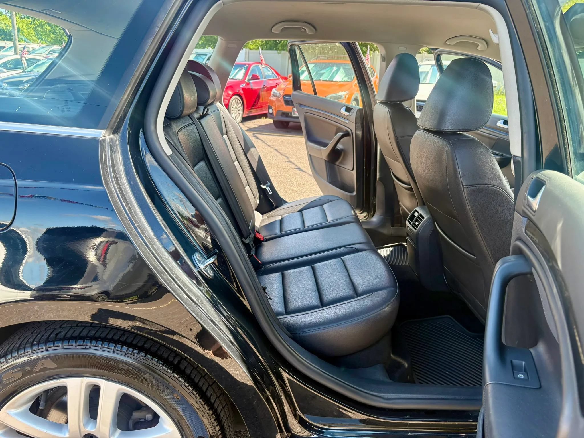 Used 2014 Volkswagen Jetta TDI FWD image 23