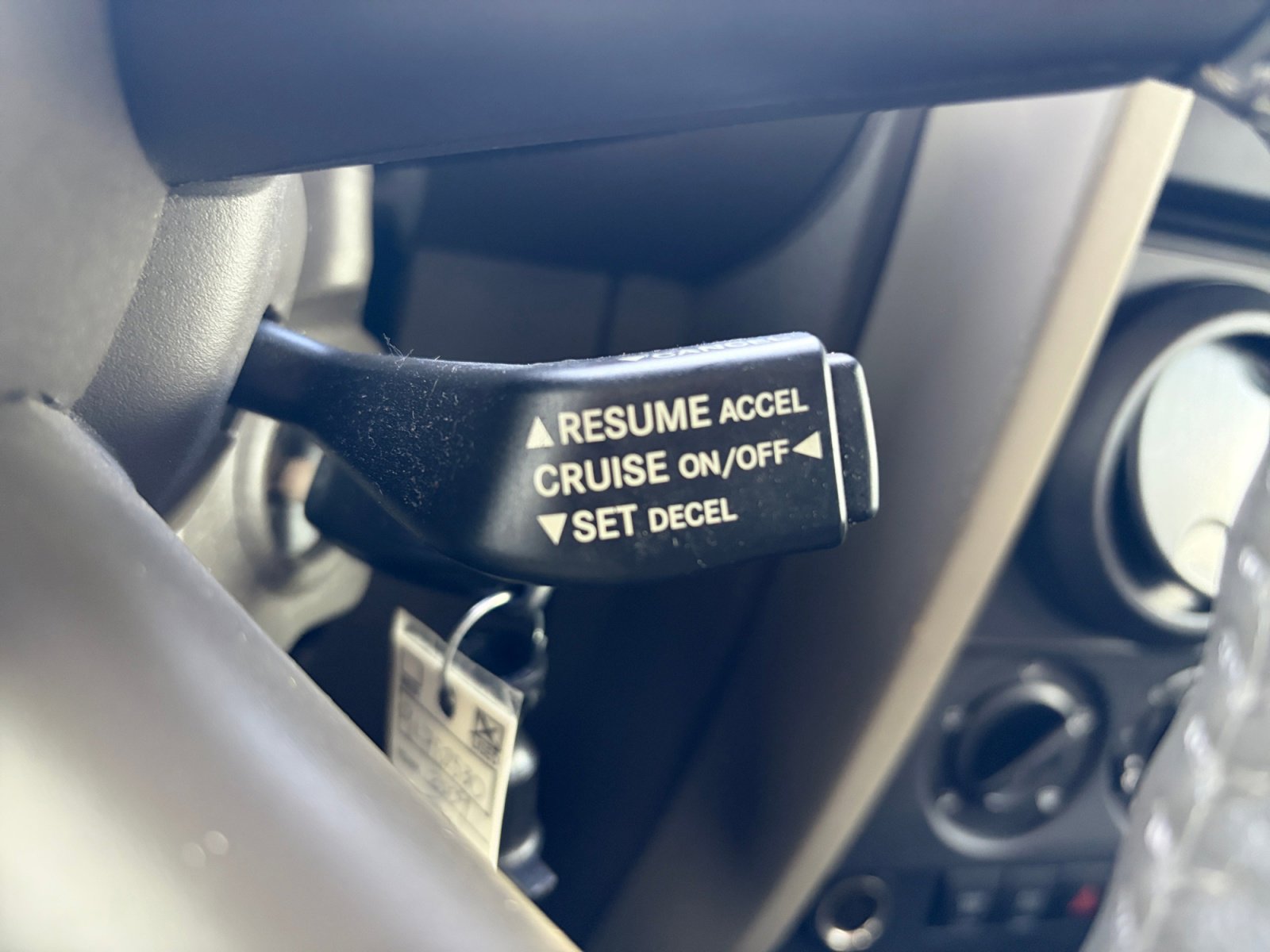 Used 2009 Jeep Wrangler Unlimited Rubicon w/ Dual Top Group image 33