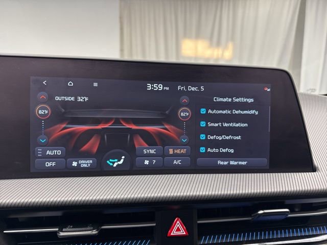 Used 2023 Kia EV6 GT-Line w/ GT-Line Suede Seat Package image 27