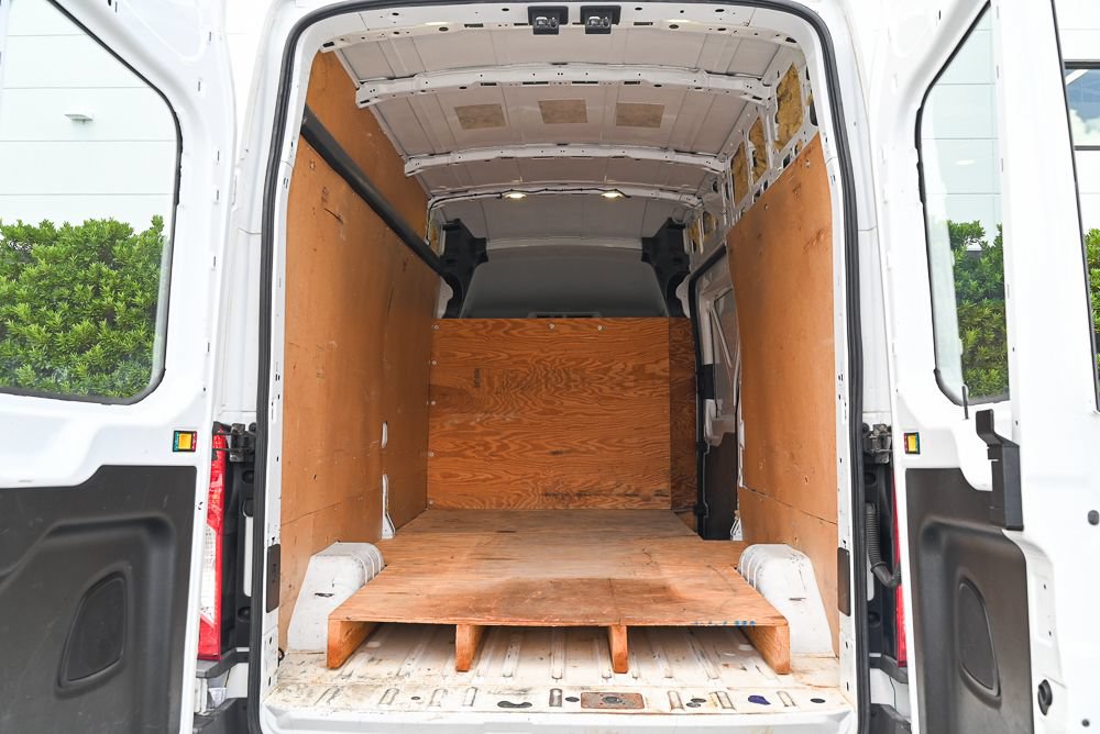 Used 2018 Ford Transit 250 148 High Roof RWD image 21