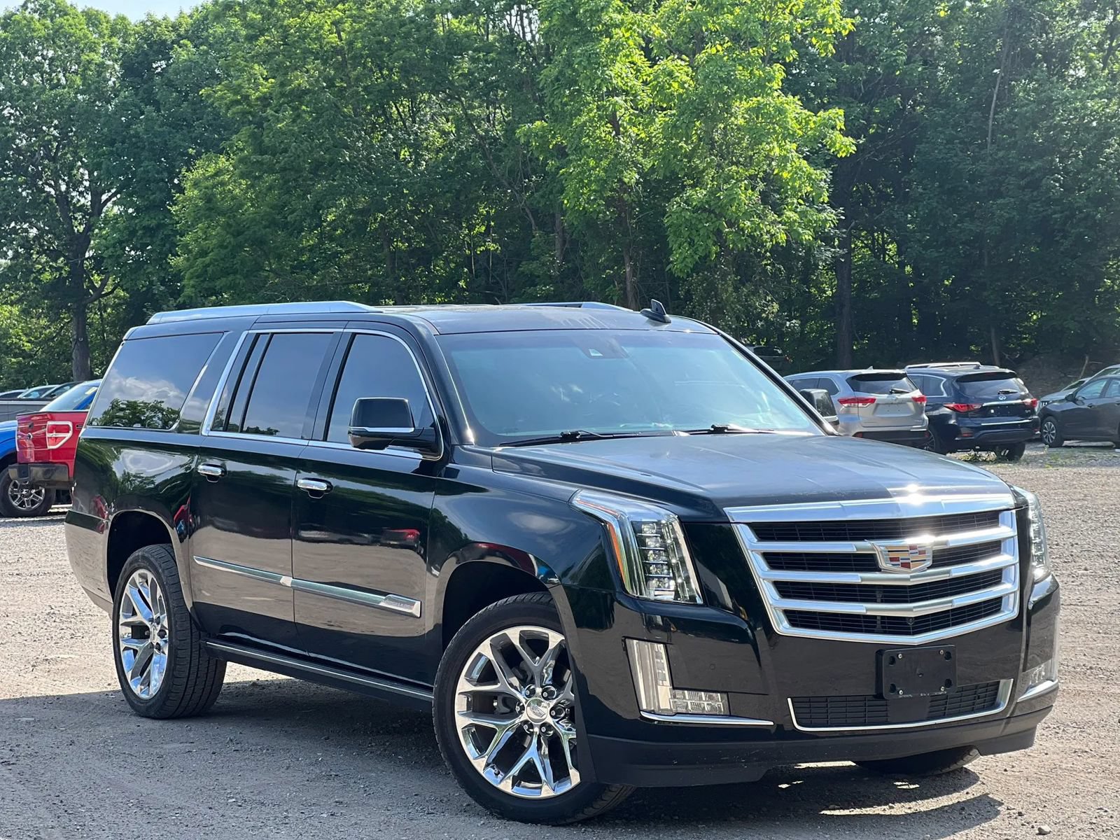 Used 2016 Cadillac Escalade ESV Premium AWD/4WD image 8
