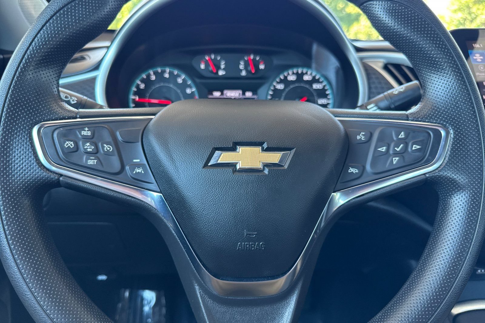 Used 2023 Chevrolet Malibu LT FWD image 33
