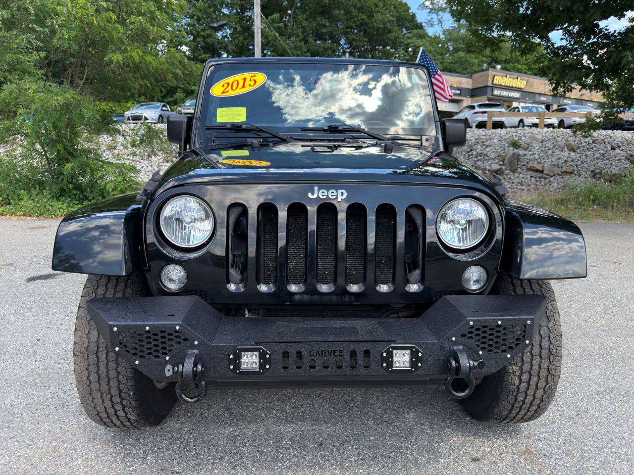 Used 2015 Jeep Wrangler Unlimited Sahara w/ Dual Top Group AWD/4WD image 2