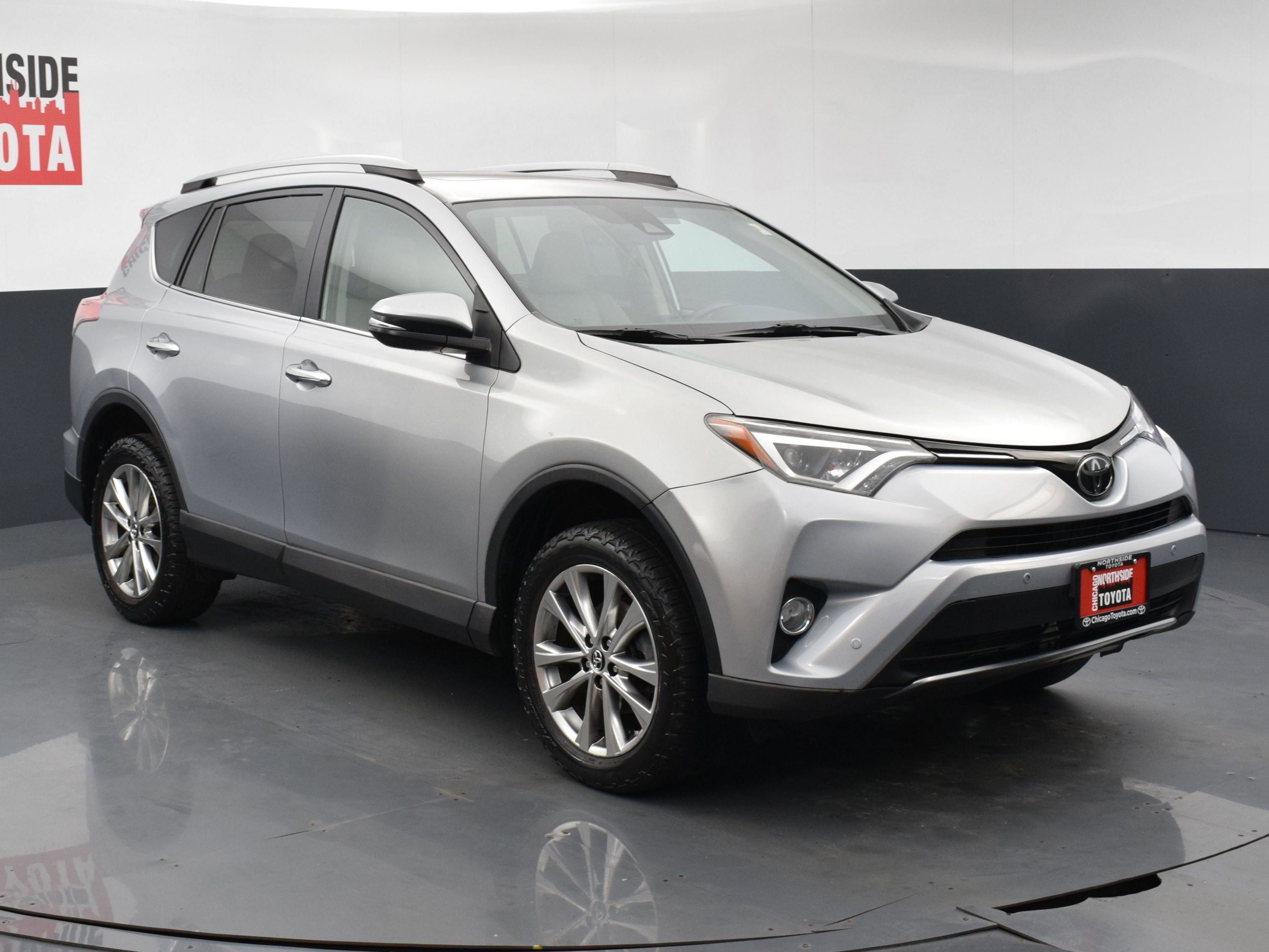 Used 2017 Toyota RAV4 Limited FWD image 6