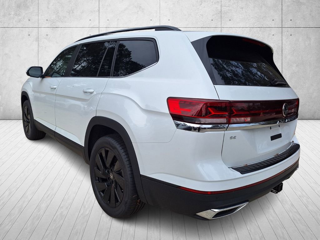 New 2026 Volkswagen Atlas SE FWD image 3