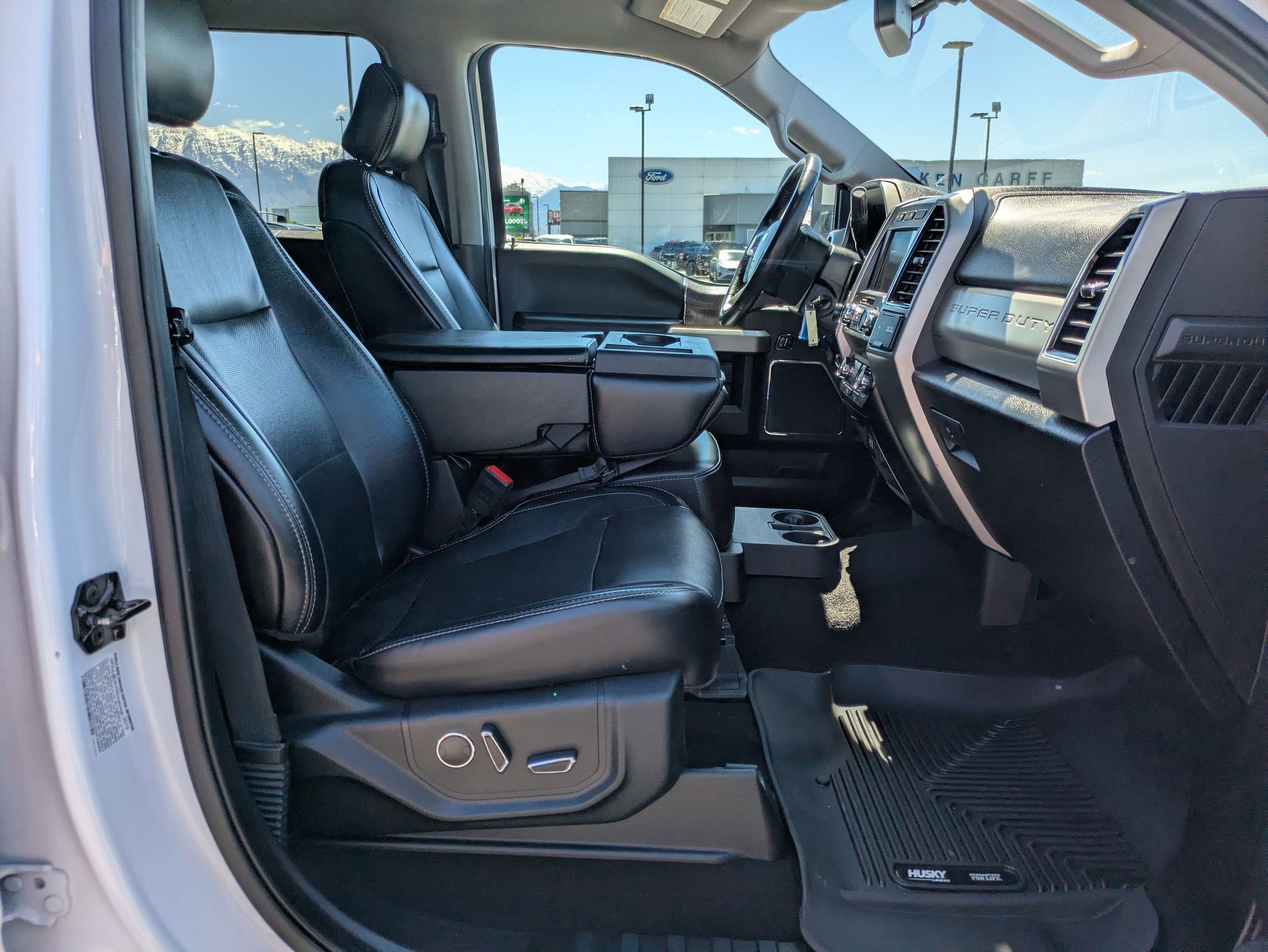 Used 2019 Ford F350 Lariat w/ Lariat Value Package AWD/4WD image 30