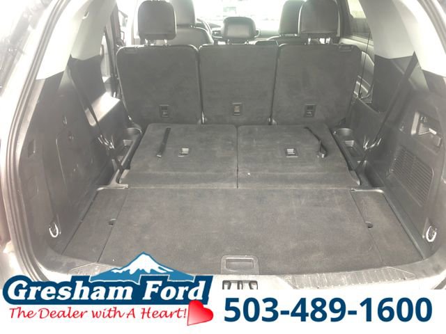 Used 2024 Ford Explorer XLT w/ Equipment Group 202A AWD/4WD image 28