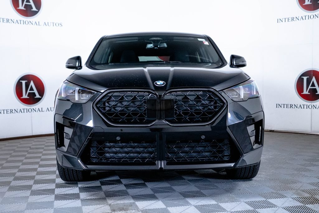 New 2026 BMW X2 xDrive28i w/ Technology Package AWD/4WD image 2
