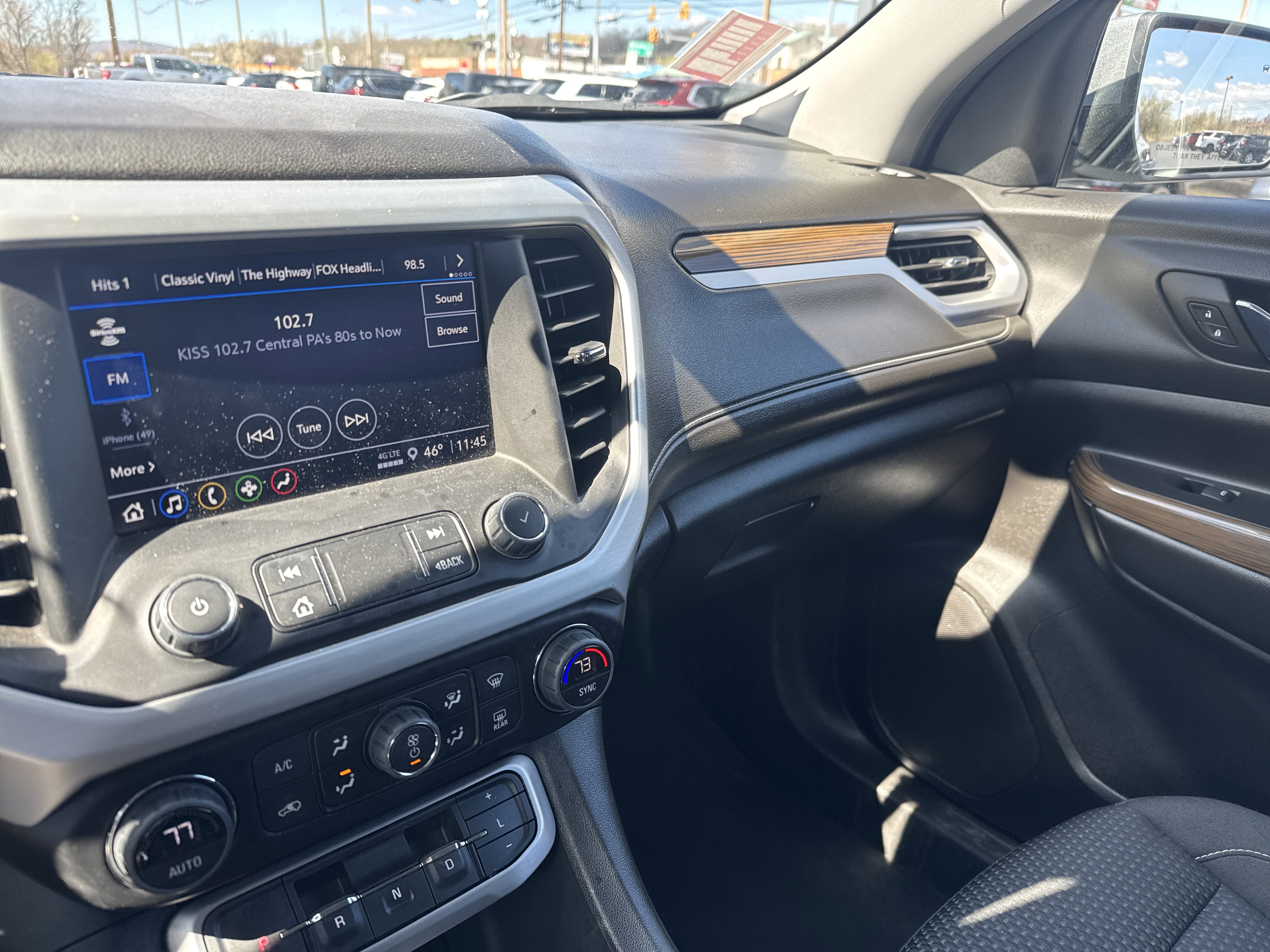 Used 2023 GMC Acadia SLE w/ Driver Convenience Package image 23