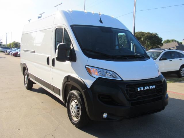 Used 2025 RAM ProMaster 2500 w/ Convenience Group image 3