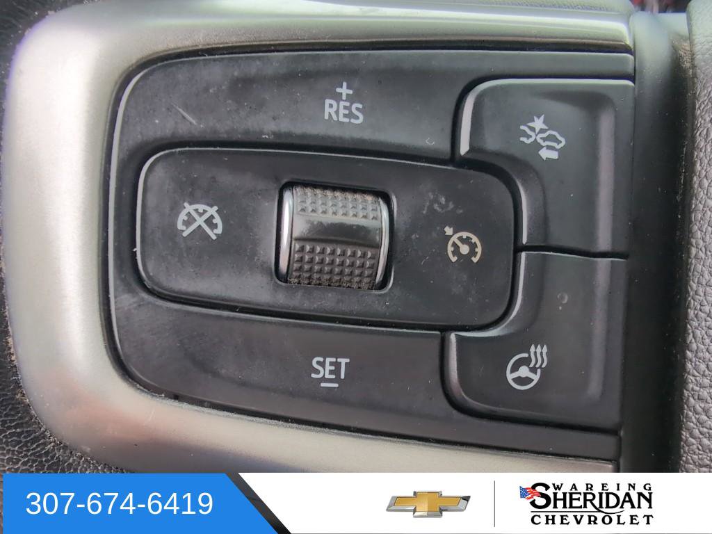 Used 2021 Chevrolet Suburban LT w/ Luxury Package image 19