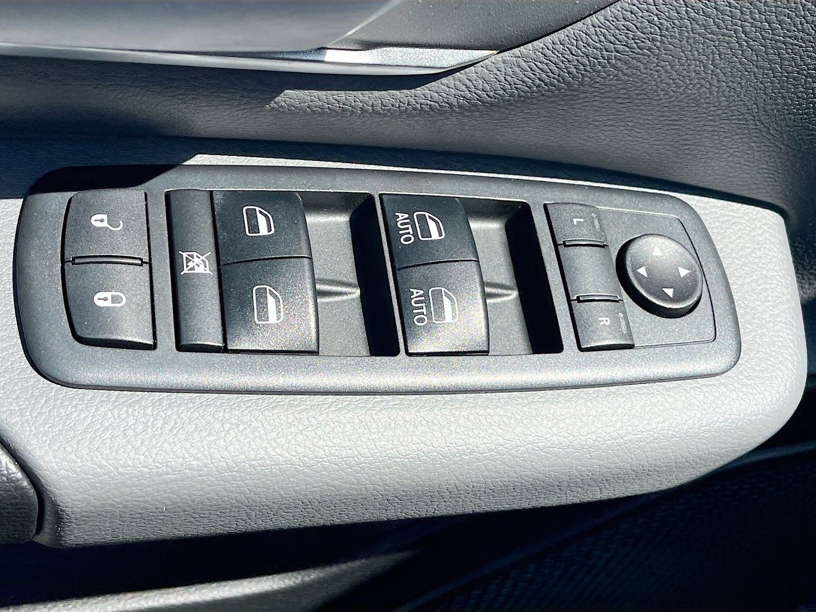 Used 2019 RAM 1500 Big Horn AWD/4WD image 17