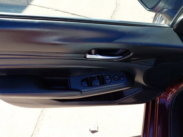 Used 2025 Nissan Altima 2.5 SV image 27