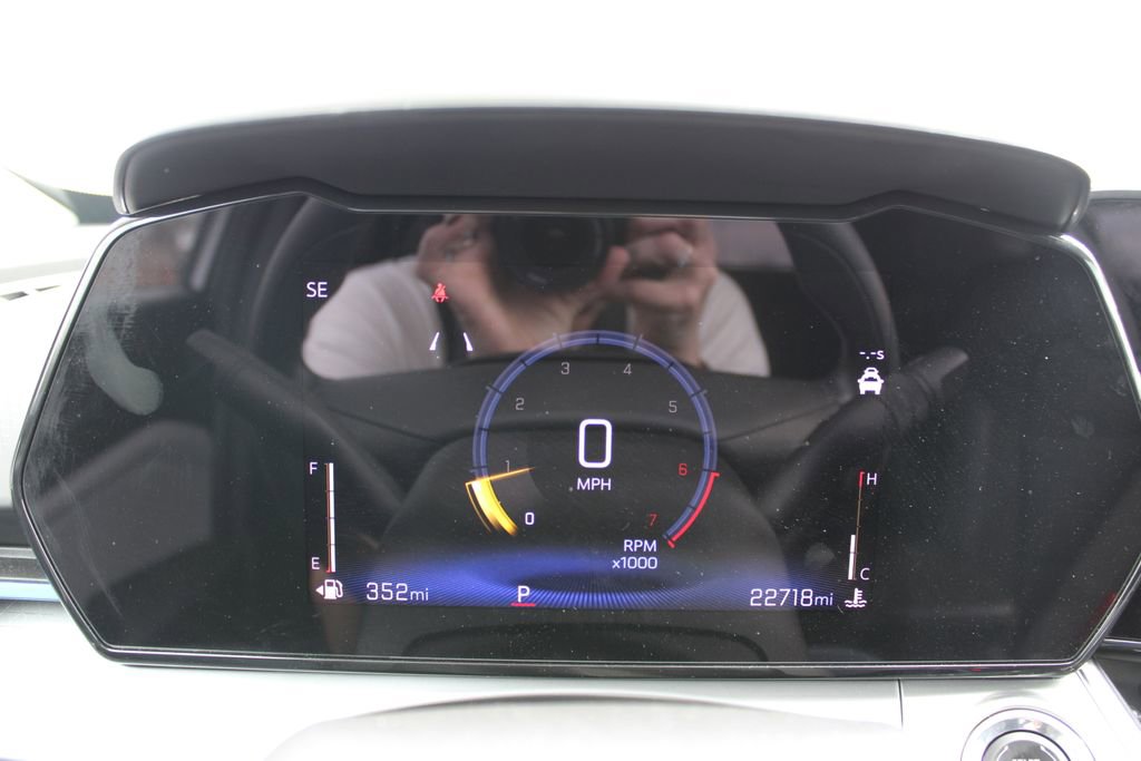 Used 2025 Chevrolet Trax LT image 31