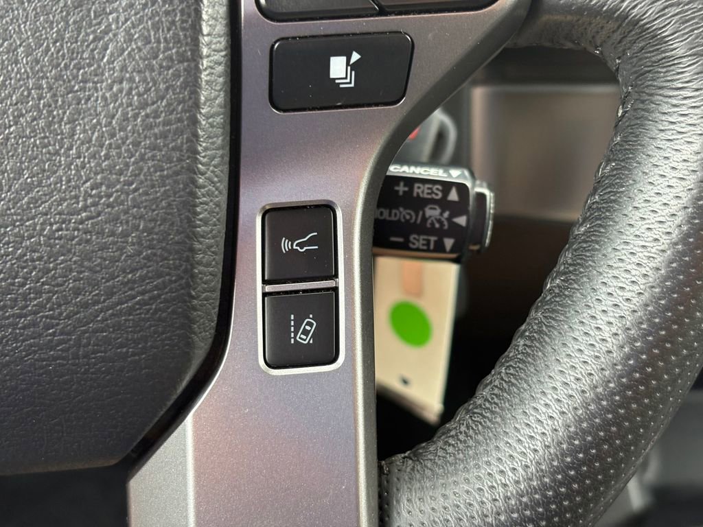 Used 2021 Toyota Tacoma SR5 image 31