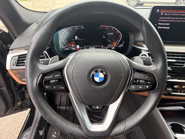 Used 2022 BMW 530i xDrive w/ Executive Package AWD/4WD image 12