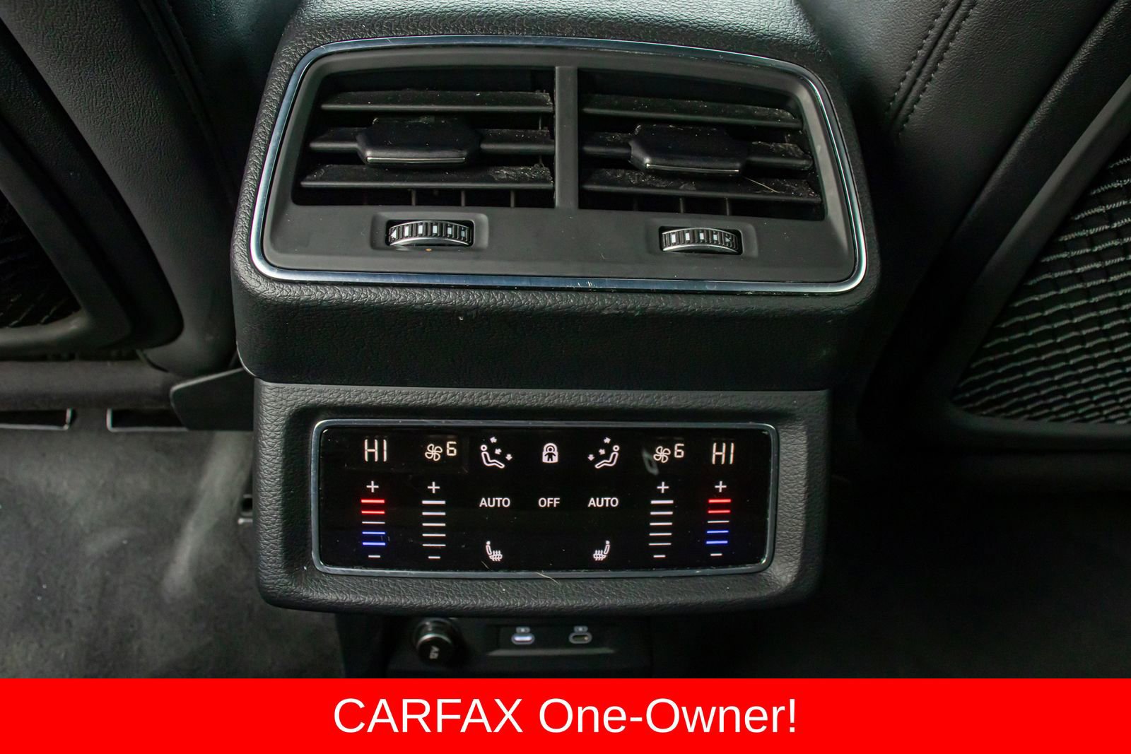 Used 2022 Audi e-tron Premium Plus w/ Premium Plus Package image 15