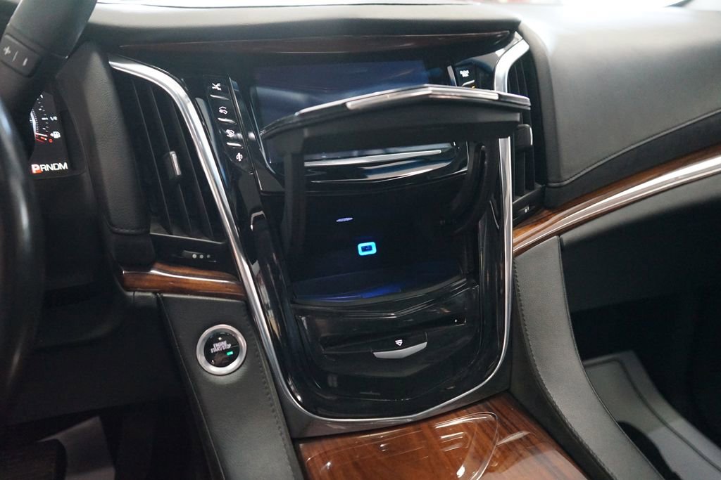 Used 2015 Cadillac Escalade Premium AWD/4WD image 39