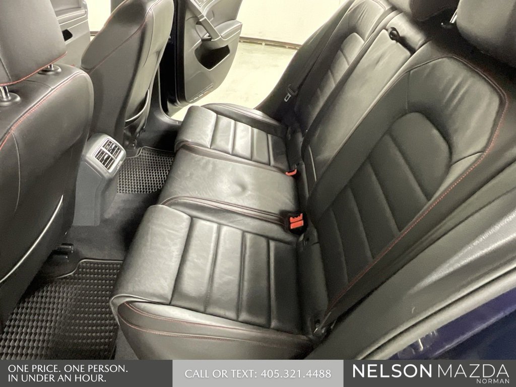 Used 2017 Volkswagen GTI SE image 26