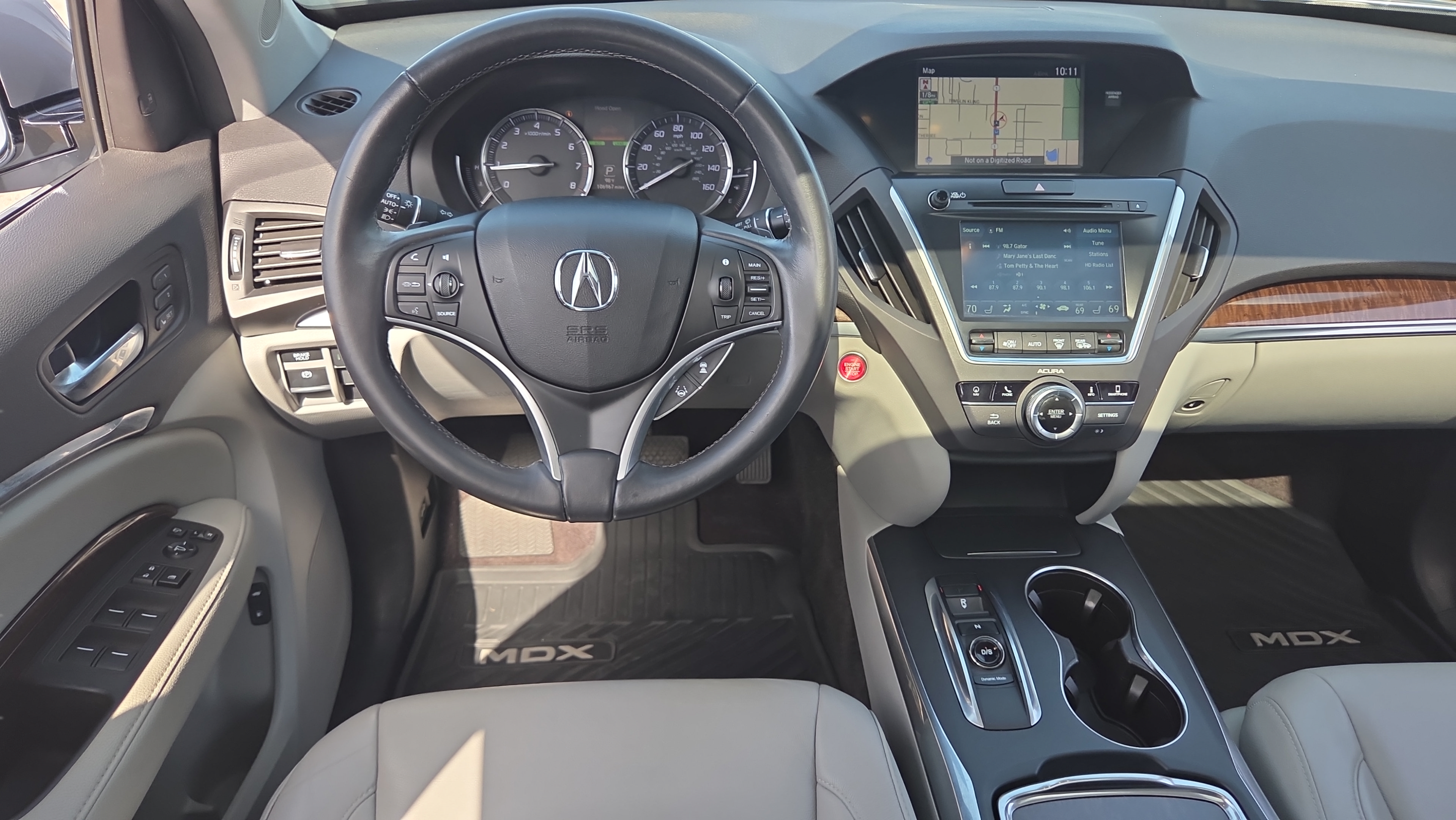 Used 2018 Acura MDX SH-AWD w/ Technology Package image 12