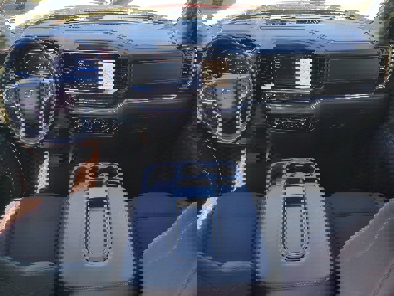 Used 2023 Chevrolet Silverado 1500 RST image 14