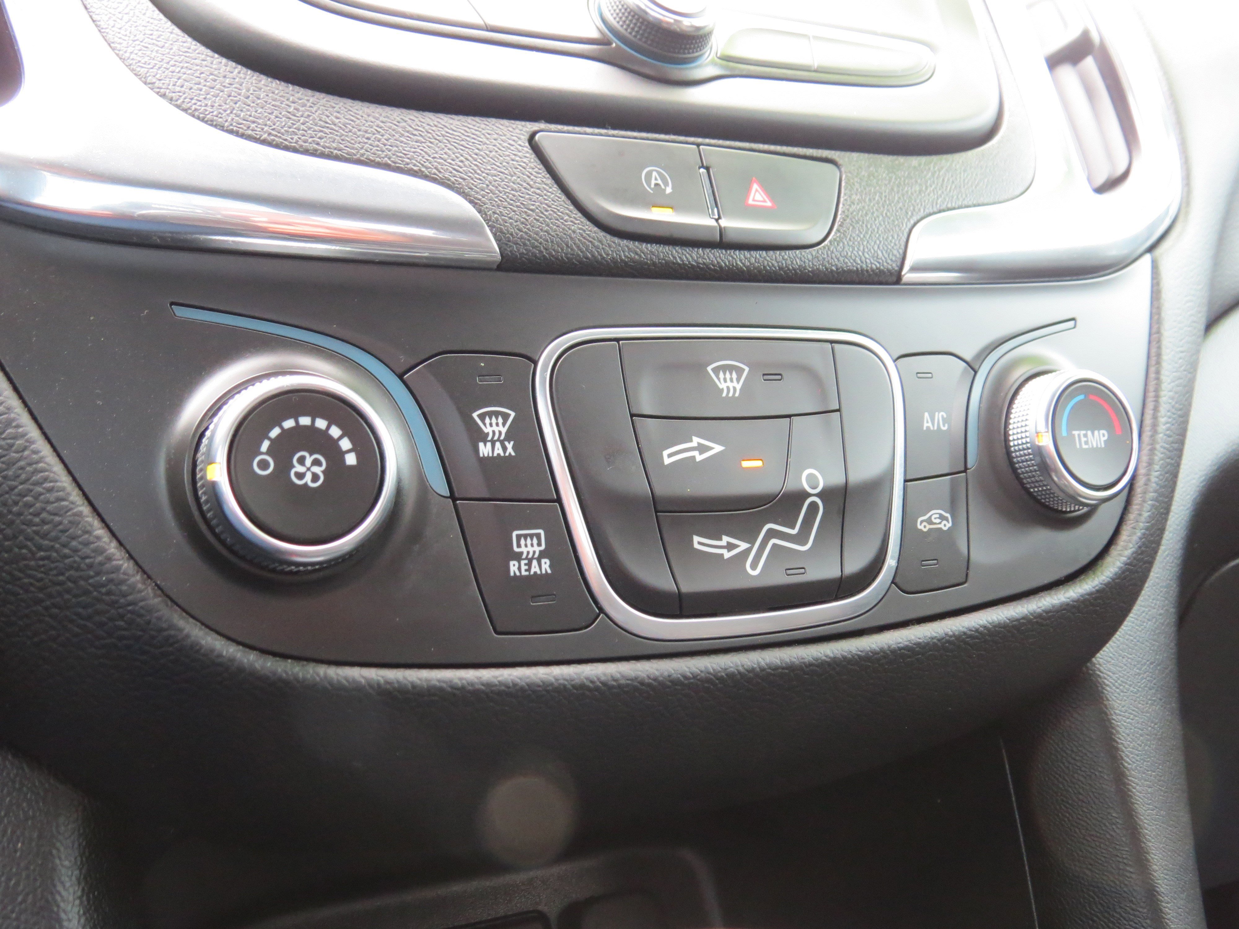 Certified 2023 Chevrolet Equinox LT image 27