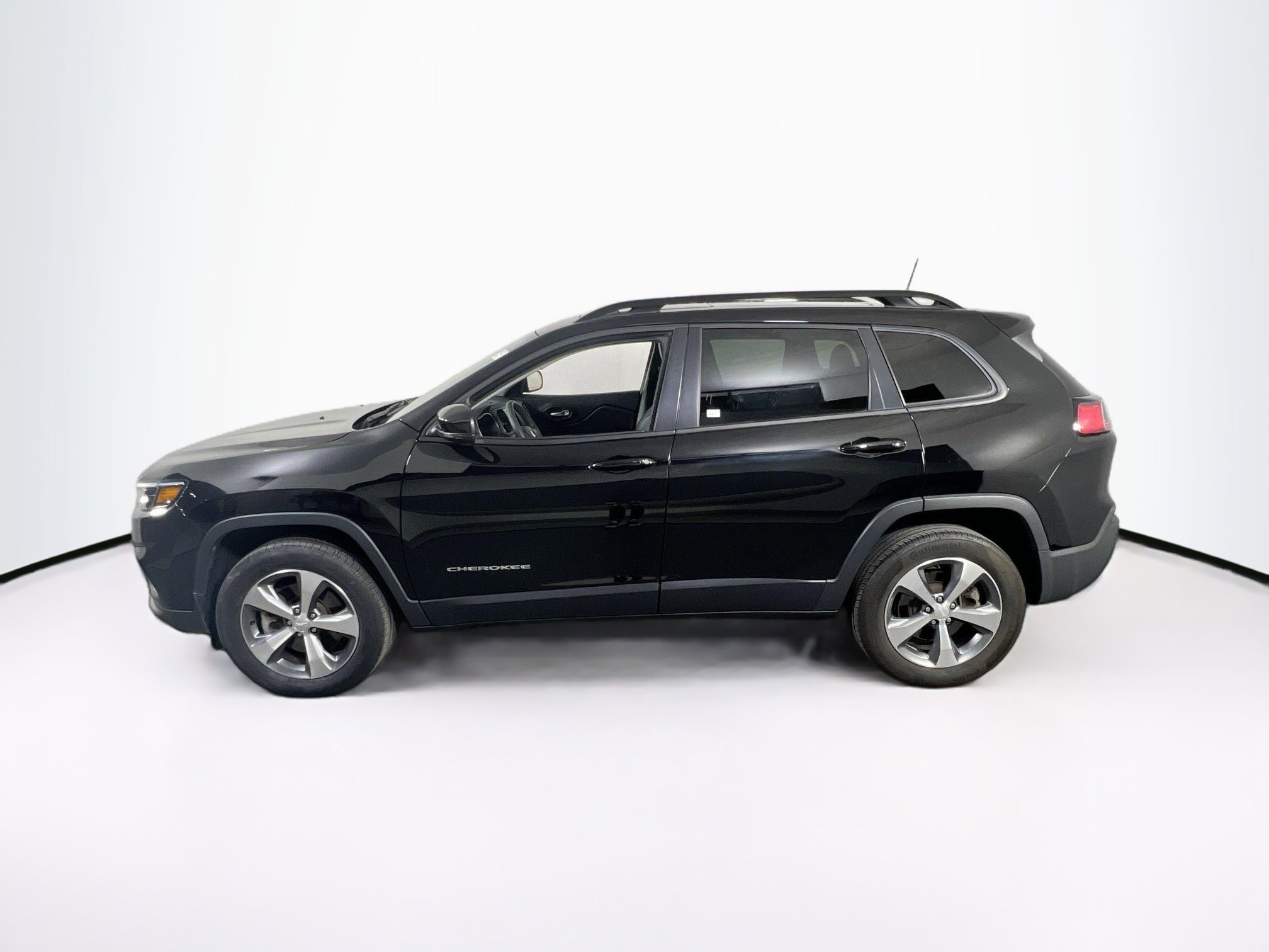 Used 2022 Jeep Cherokee Limited AWD/4WD image 8