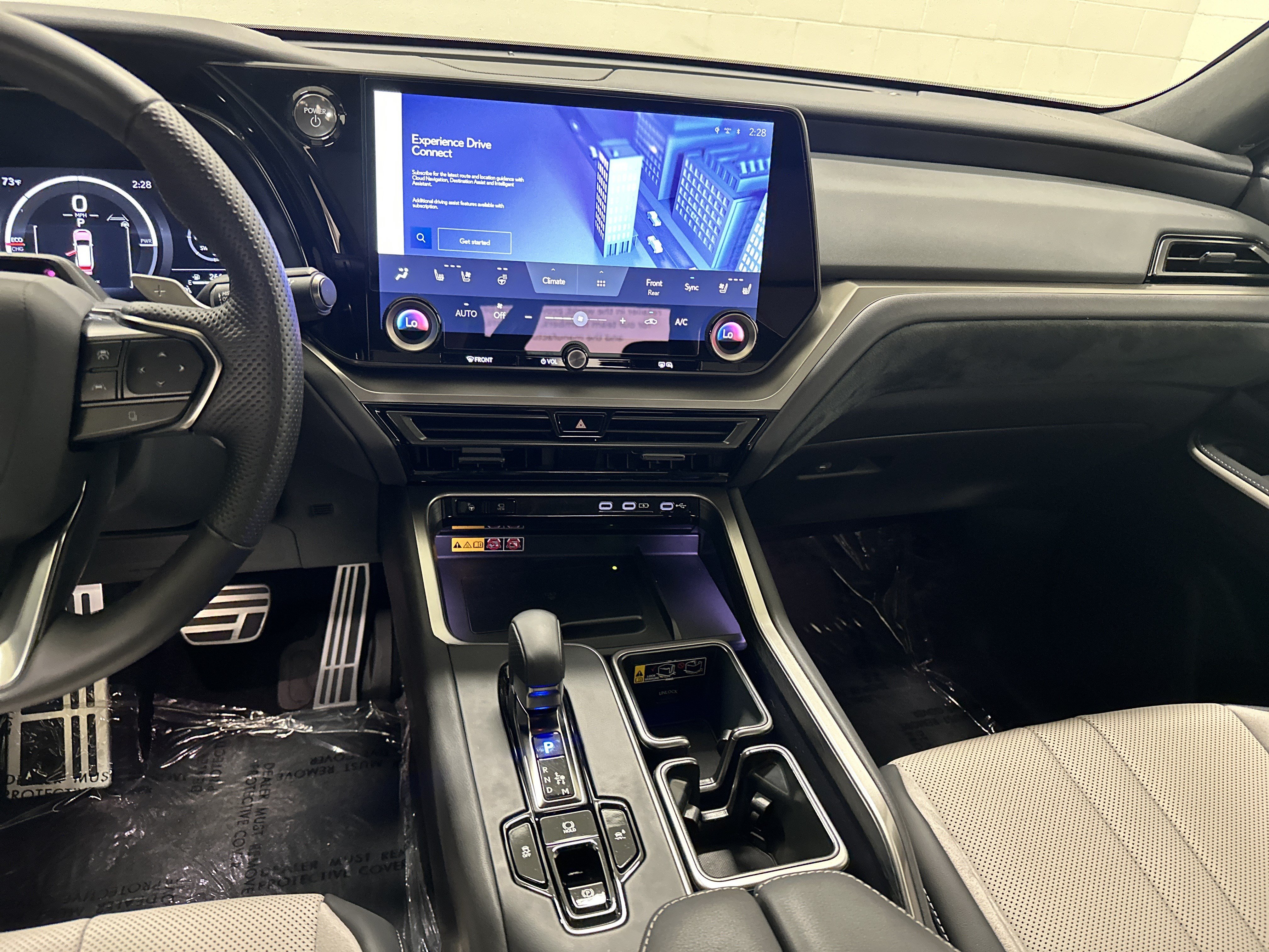 Certified 2025 Lexus TX 500h AWD image 30