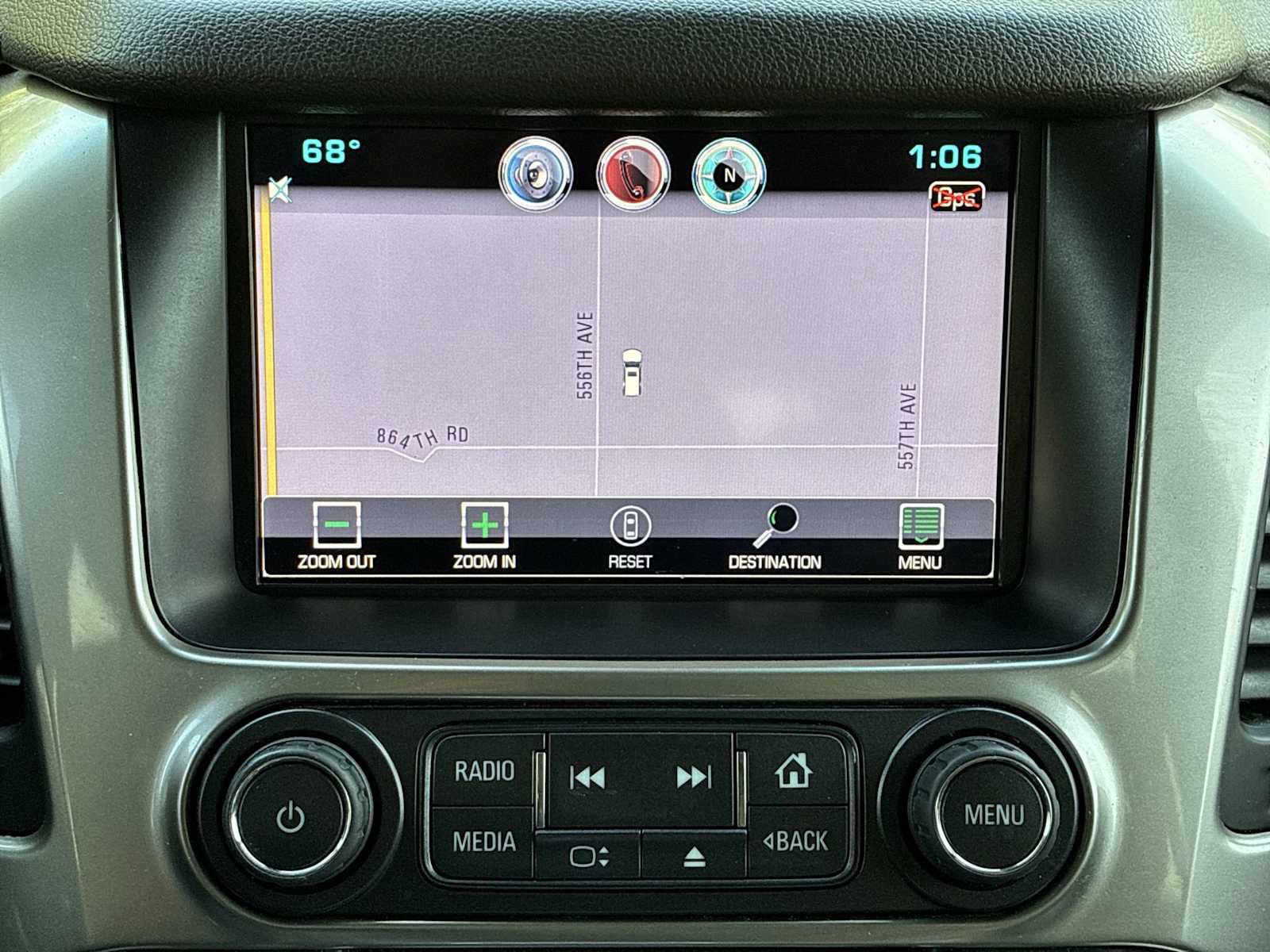 Used 2015 Chevrolet Suburban LTZ AWD/4WD image 19