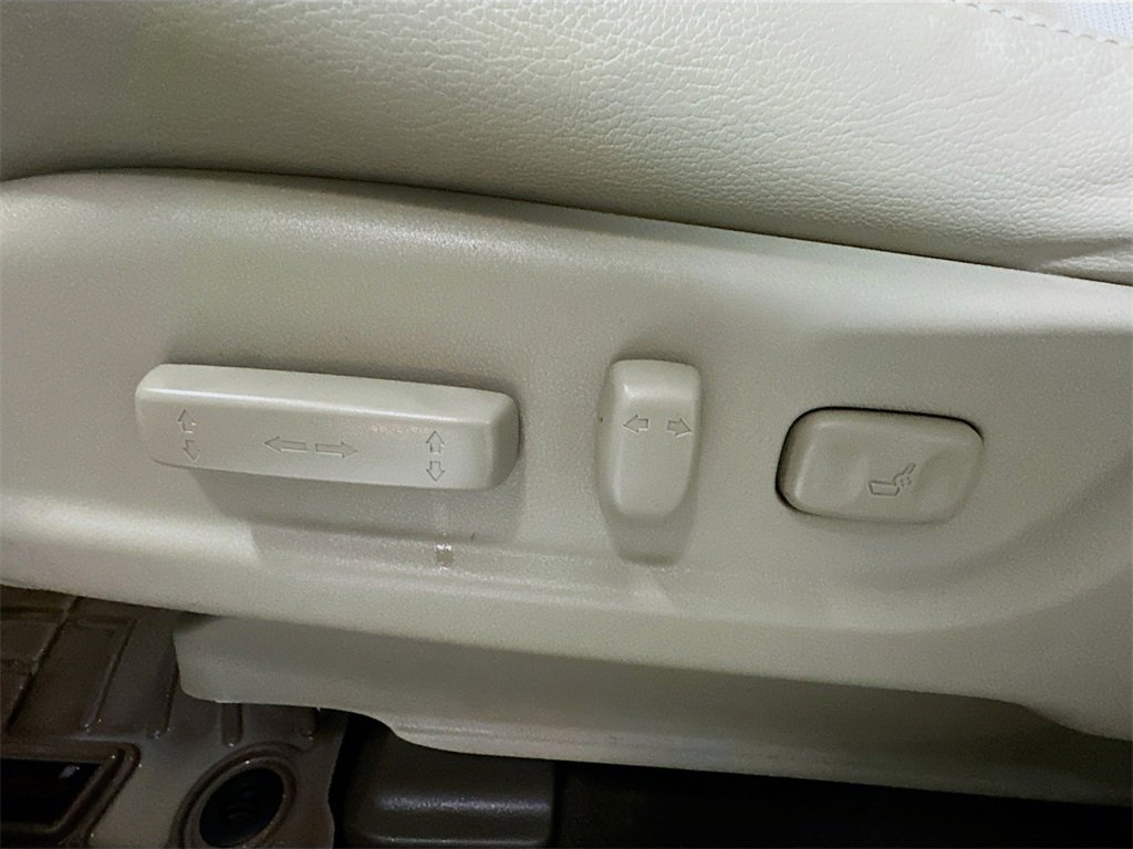 Used 2017 Acura RDX AWD w/ Advance Package image 33