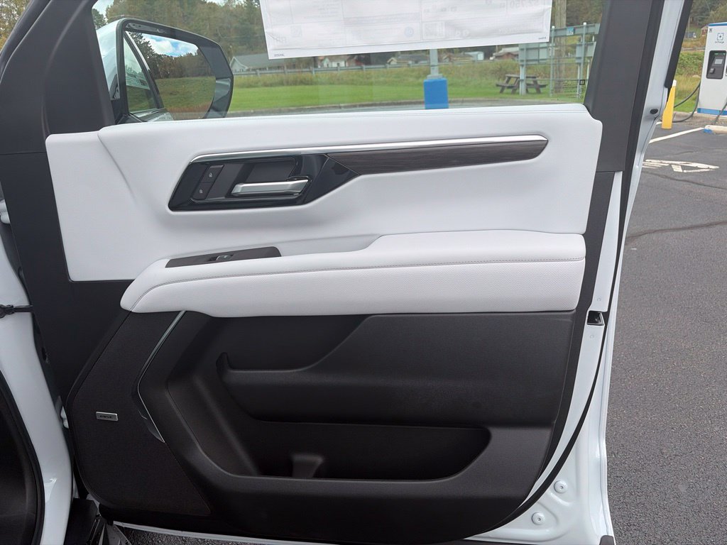 New 2027 Chevrolet Tahoe Premier w/ Advanced Technology Package AWD/4WD image 43
