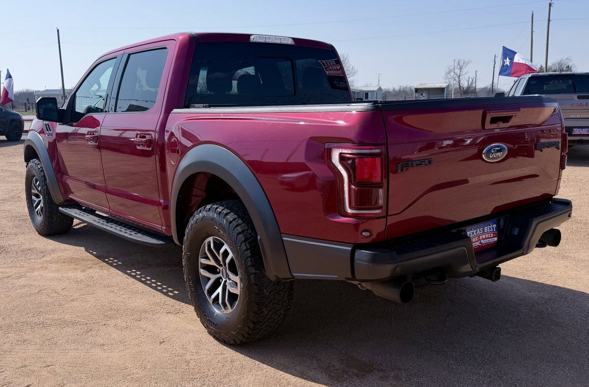 Used 2017 Ford F150 Raptor w/ Equipment Group 802A Luxury image 7