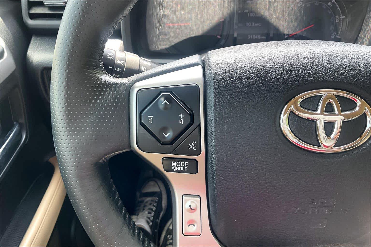 Used 2023 Toyota 4Runner SR5 Premium w/ Moonroof Package RWD image 24