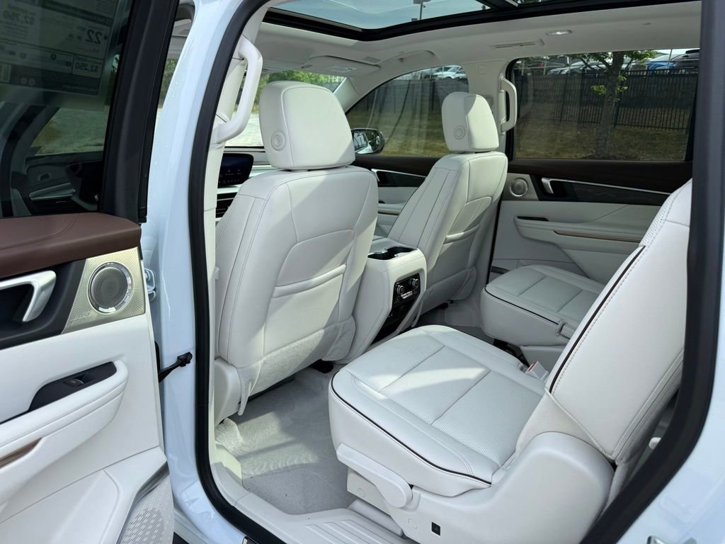 New 2026 Buick Enclave Avenir w/ Super Cruise Package FWD image 21