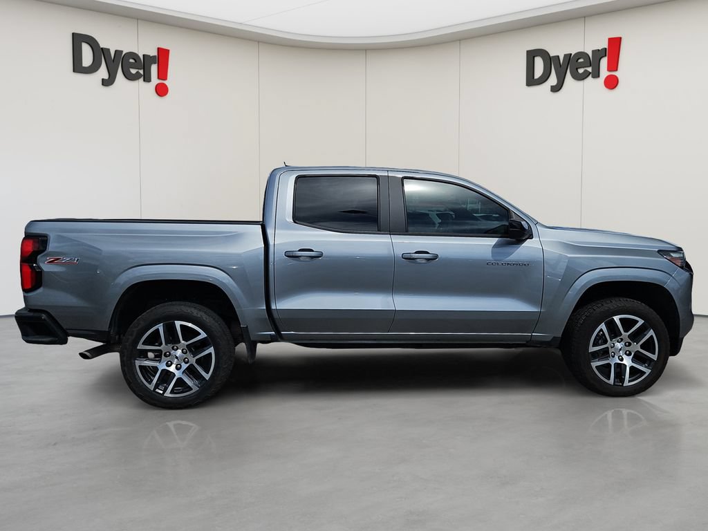 Used 2024 Chevrolet Colorado Z71 w/ Z71 Convenience Package 2 AWD/4WD image 6