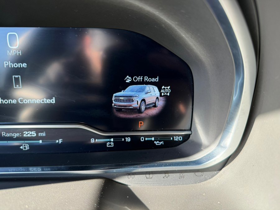 Used 2024 Chevrolet Suburban Premier image 30