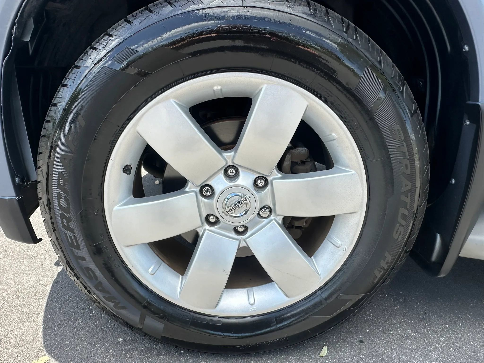 Used 2011 Nissan Armada SL image 11