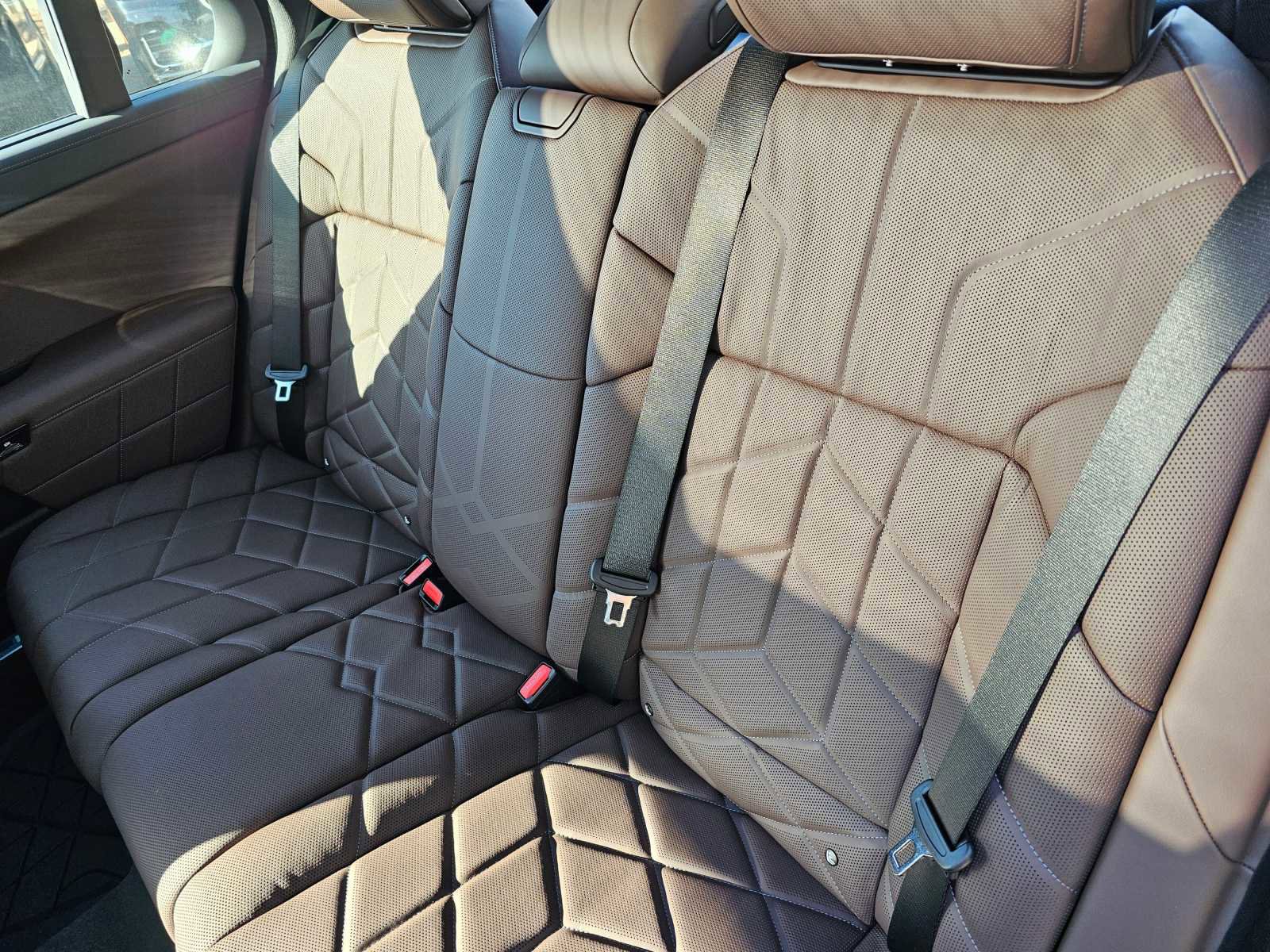 New 2024 BMW i7 xDrive60 image 18