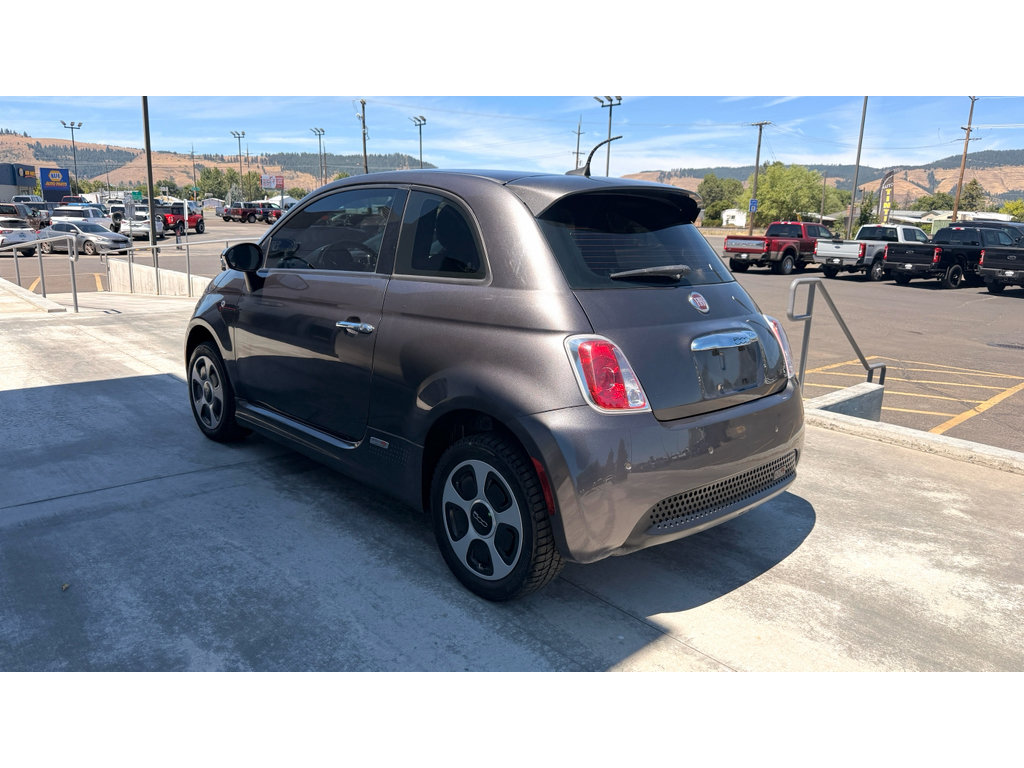 Used 2017 FIAT 500 e FWD image 3