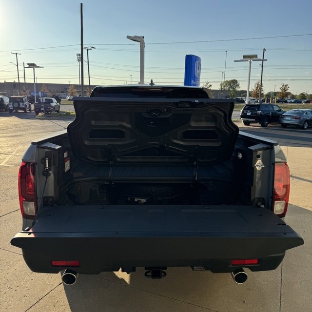 New 2026 Honda Ridgeline Black Edition image 14