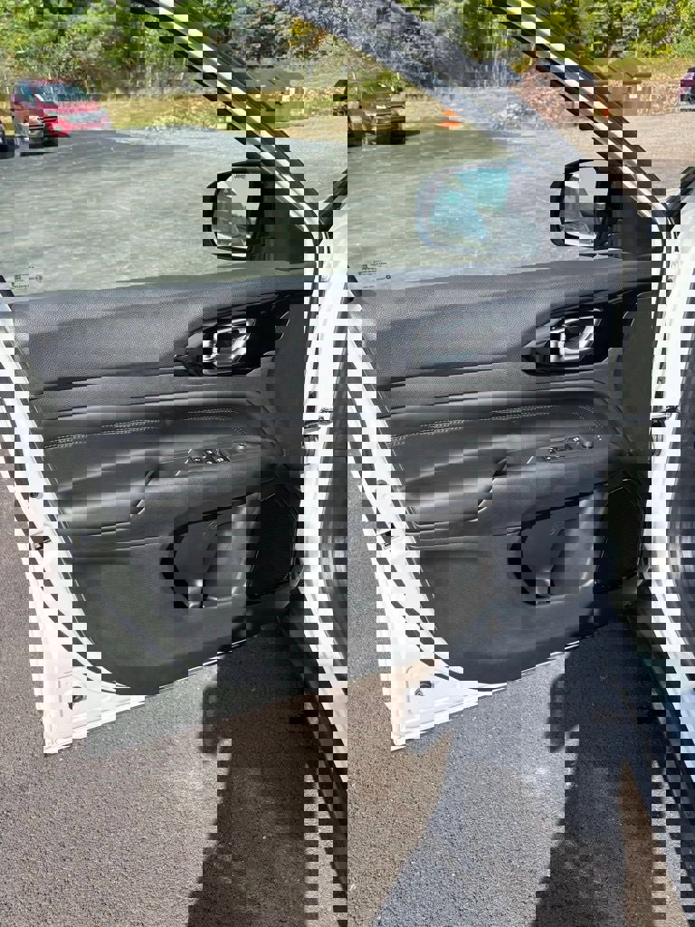 New 2026 Jeep Compass Limited image 9