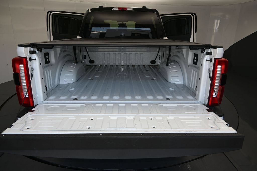 Used 2025 Ford F250 Lariat w/ Tremor Off-Road Package AWD/4WD image 12