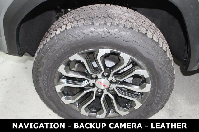 New 2026 GMC Canyon Denali image 12