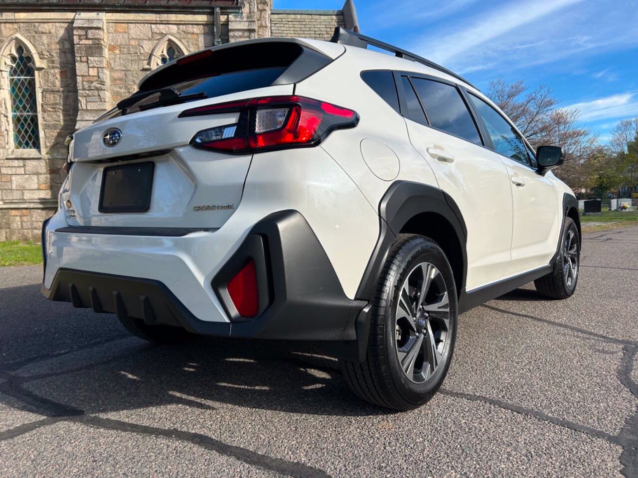 Used 2024 Subaru Crosstrek 2.0i Premium AWD/4WD image 21