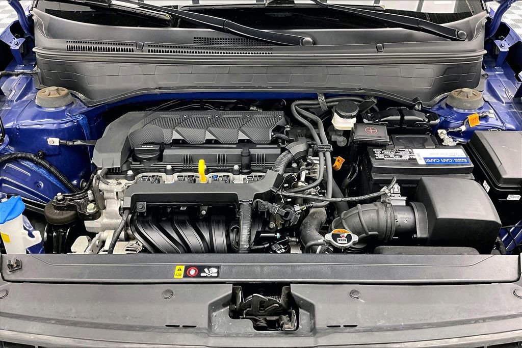 Used 2022 Hyundai Venue SEL FWD image 10
