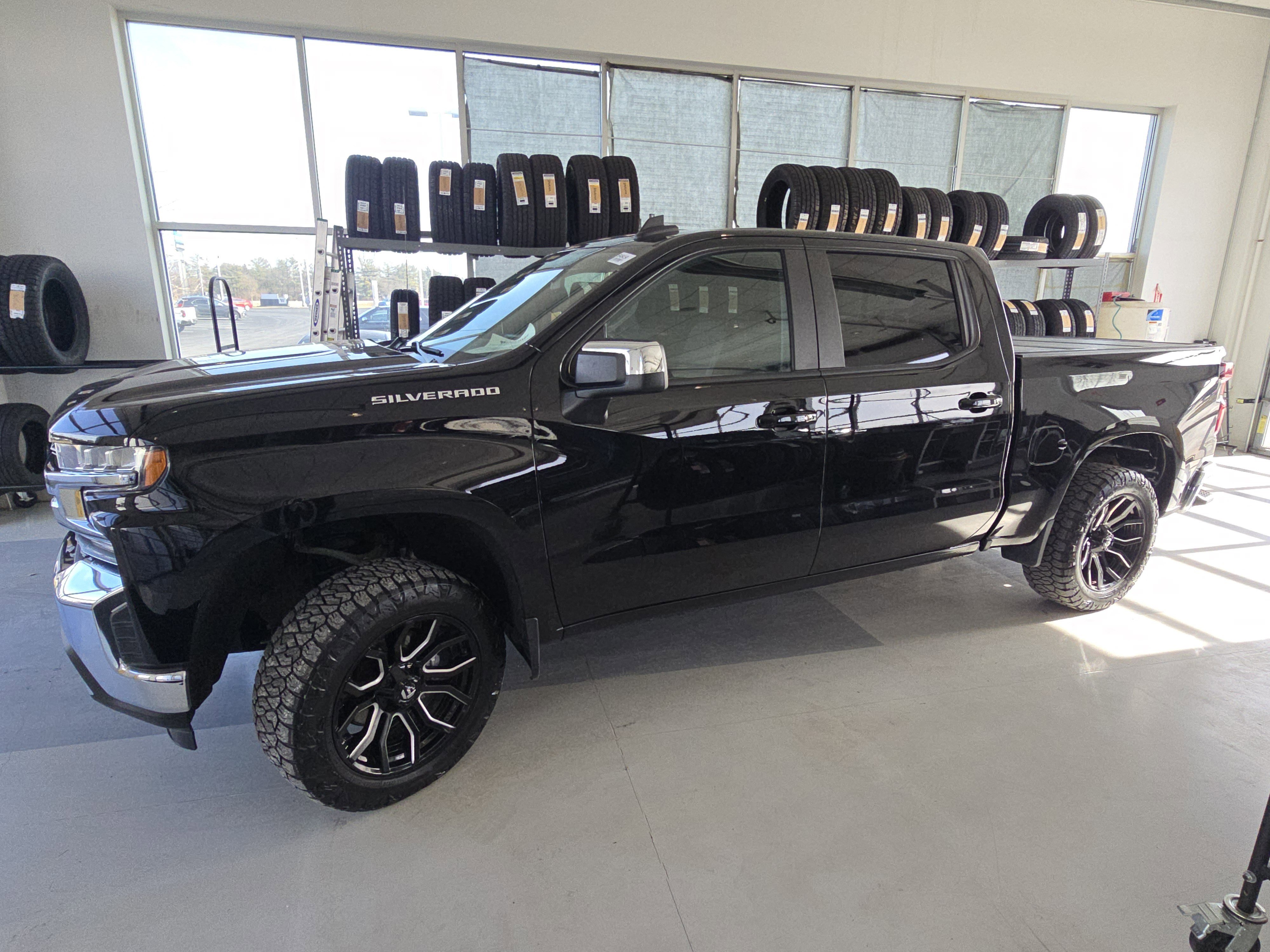 Used 2022 Chevrolet Silverado 1500 LT image 13